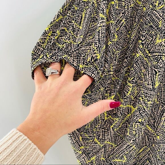 ELOQUII Printed Blouse - Picture 5 of 8